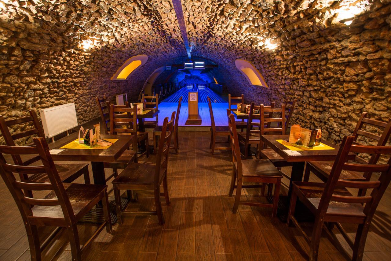 Kuria - Hotel 3*